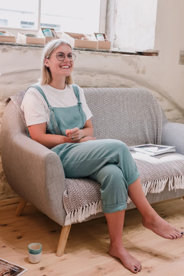 Simple lininis kombinezonas, patogus ir natūralus, švelnios mėtos atspalvio.