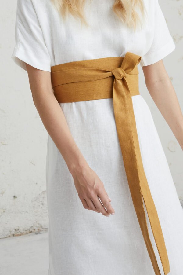 Natūralus lino diržas Obi stiliaus, švelnus, tvirtas ir maloniai priglundantis.