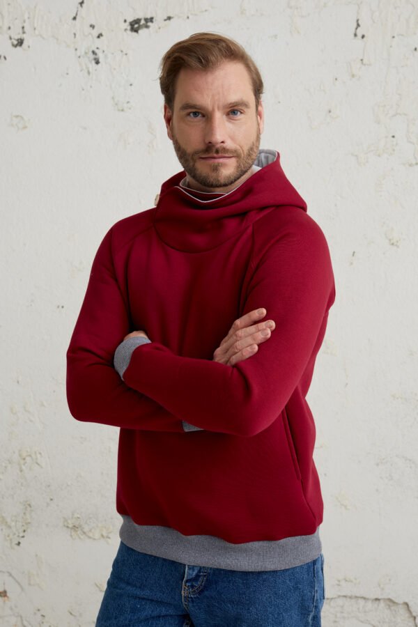 Džemperis su kapišonu TOMAS