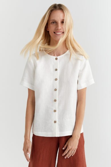 Lininė palaidinė iš Adatyte su trumpomis rankovėmis – kvėpuojantis audinys ir klasikinis dizainas.