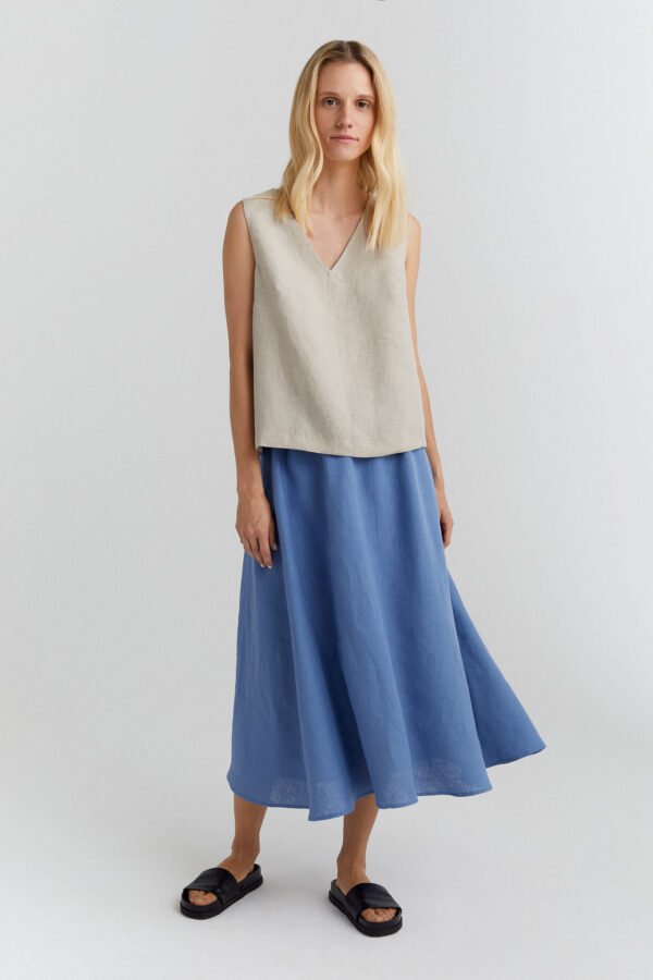 Natūralaus lino sijonas mėlynos spalvos, patogus kasdienai.