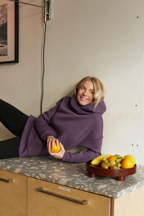 Moteriškas džemperis su gobtuvu JUSTA