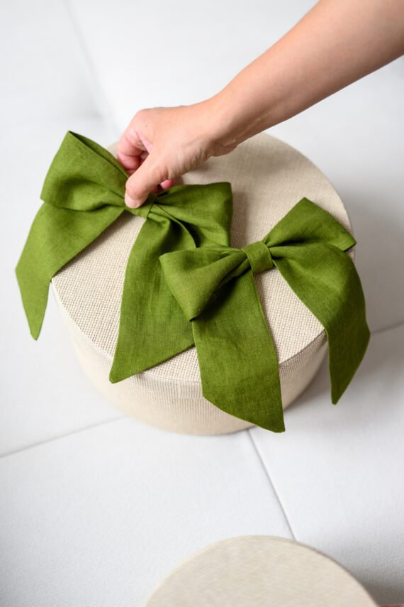 Du Zali Medziaginiai Akaspinai