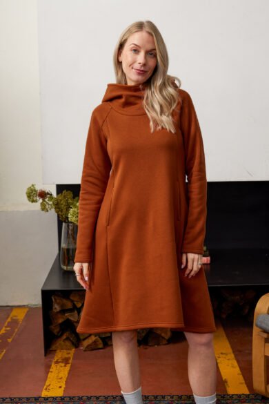 Suknele Varpelis Cinamono Artimas Audinys