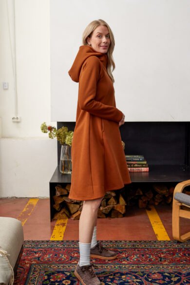 Suknele Varpelis Cinamono Kapisonas Ir Kaklas