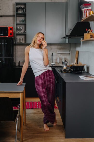 Moteriskos Namu Kelnes Linines Languotos Vysnine